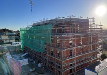 Avance cerramiento fachada